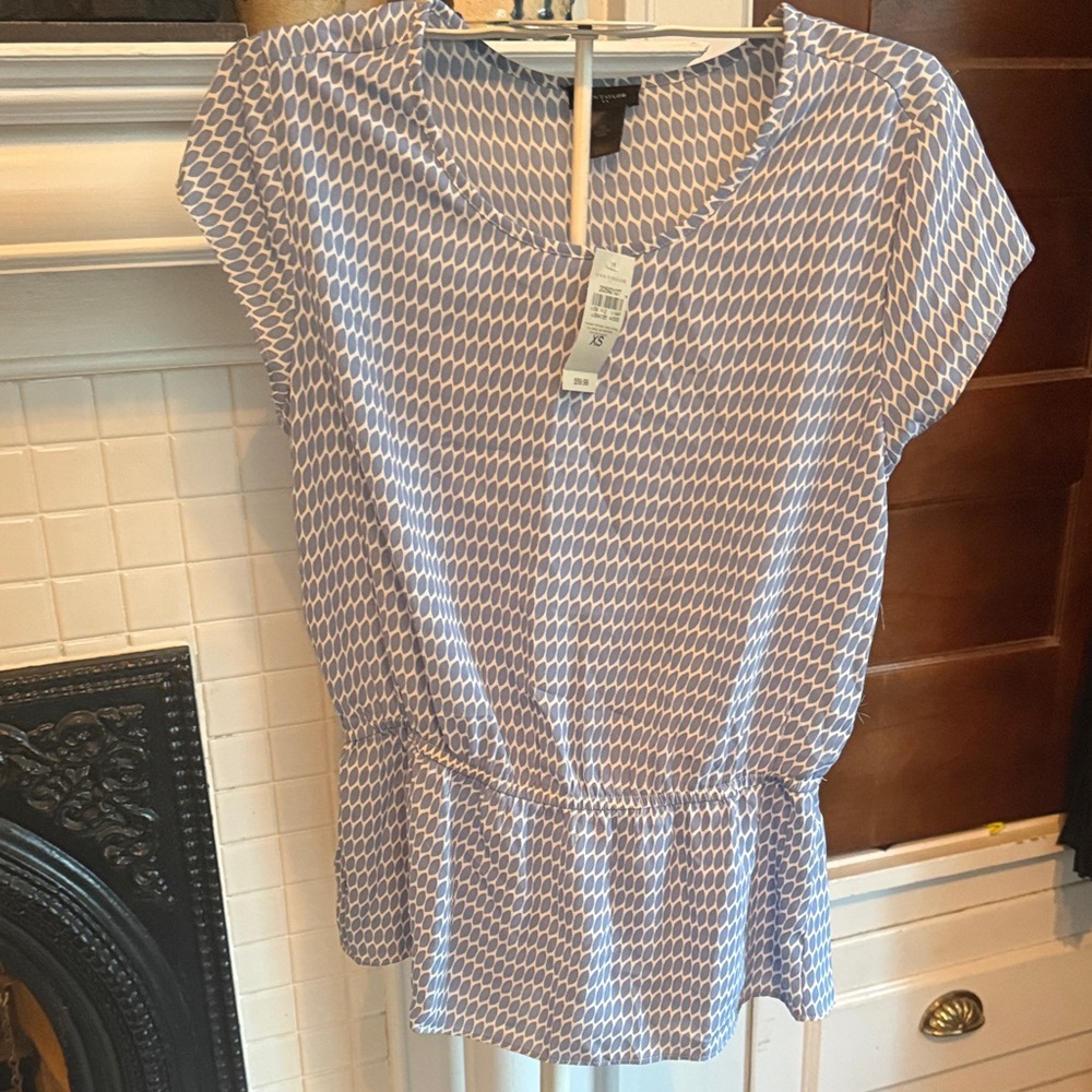 Ann Taylor Iris and White Patterned Blouse- NWT. Retail 59.99